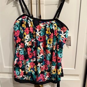 NWT Leilani Plus Floral Women's Swim Camisole Black and Multicolor 20w